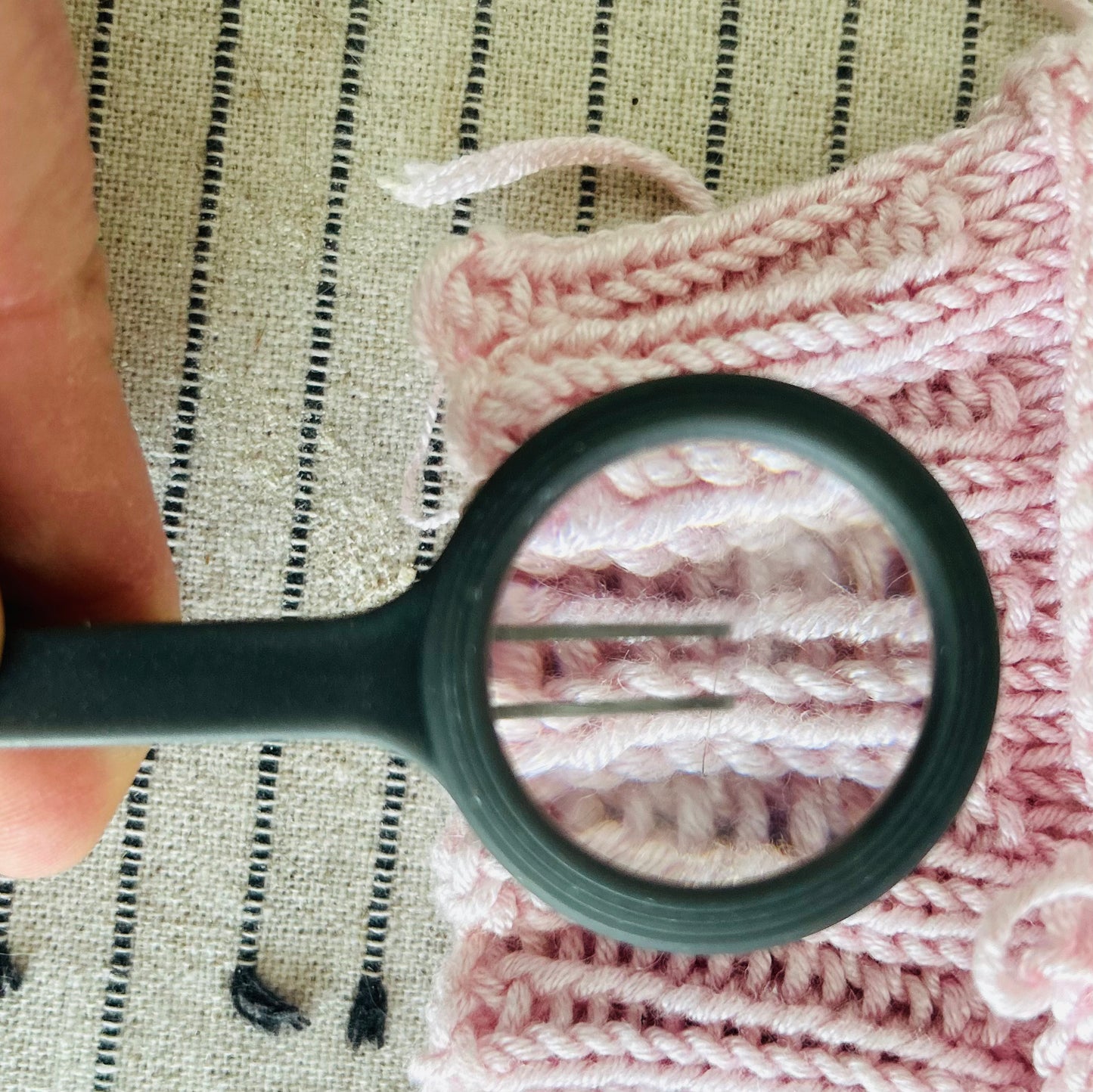 Tweezers With Magnifier
